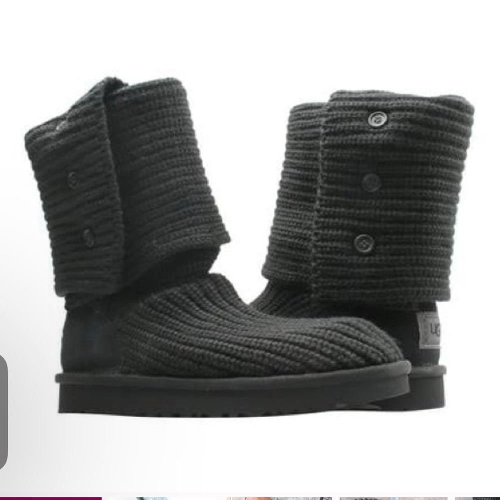 UGG Classic Cardy Women’s 6 Black  Sweater Knit Button Boots
